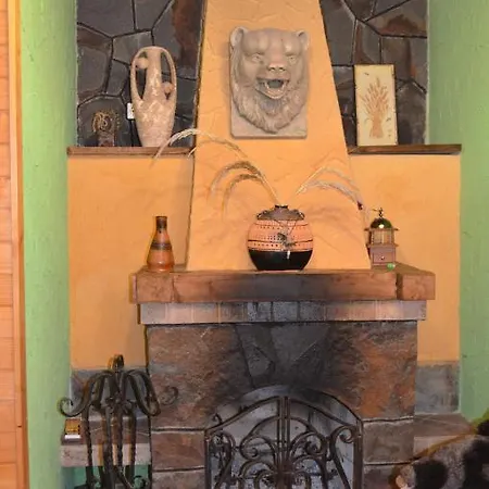 U Tsymbora Holiday home Sinyak (Transcarpathia)