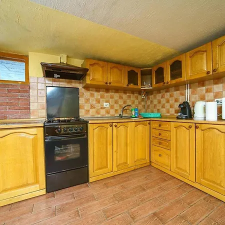 Holiday home U Tsymbora *